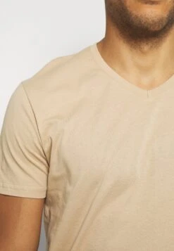 Pier One 3 Pack - T-Shirt Basic - Khaki/Tan/Dark Blue -Pier One 112e274a77d44bfdb30f2a1f86f0f677