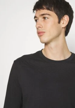 Pier One 5 Pack - Longsleeve - White/Dark Green/Light Green/Black -Pier One 148e7397fbfd47649b940fe065e3dabf