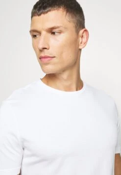 Pier One 7 Pack - T-Shirt Basic - White/Blue/Green -Pier One 250428b12b8d4cafaf02bd6331fda98c