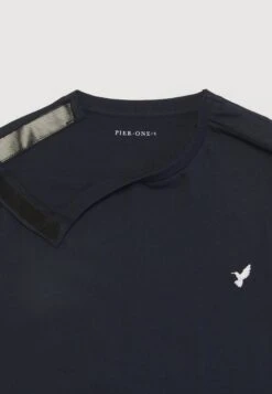 Pier One T-Shirt Basic - Dark Blue 19 Pier One T-Shirt Basic - Dark Blue -Pier One 3eb2d7283be1494881062bf1fb6eea4e