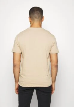 Pier One 3 Pack - T-Shirt Basic - Khaki/Tan/Dark Blue -Pier One 4791eff63e034d17860691ffbf9cb972