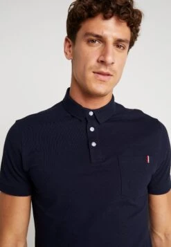 Pier One Tricolore Trim- Poloshirt - Dark Blue 11 Pier One Tricolore Trim- Poloshirt - Dark Blue -Pier One 47c7f0ab95604072a45d1fa23cdb87d5