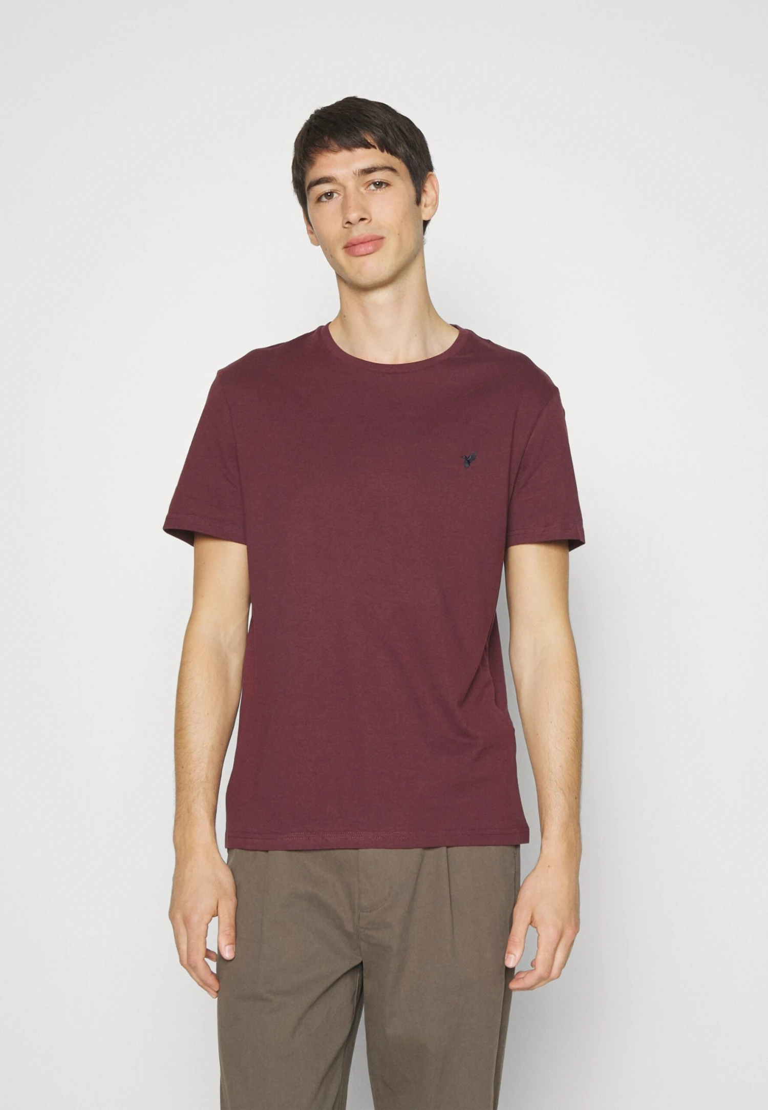 Pier One 5 Pack - T-Shirt Basic - Black/White/Dark Blue 2 Pier One 5 Pack - T-Shirt Basic - Black/White/Dark Blue - Afbeelding 2