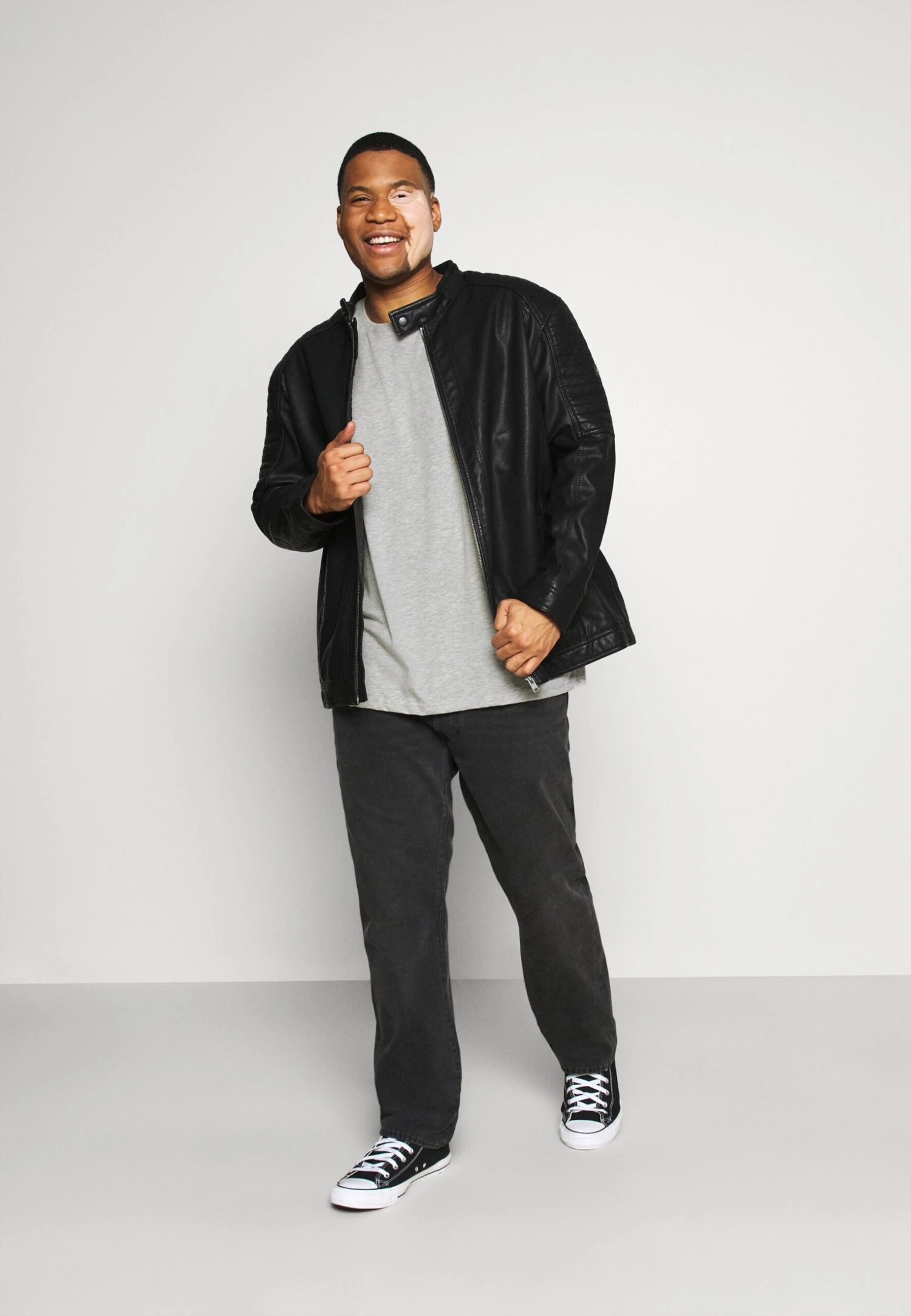 Pier One 5 Pack - T-Shirt Basic - Khaki/Grey/Dark Blue 1 Pier One 5 Pack - T-Shirt Basic - Khaki/Grey/Dark Blue