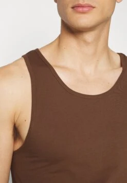 Pier One 3Pck Skin Tone Rib Vest- Hemd - Brown 9 Pier One 3Pck Skin Tone Rib Vest- Hemd - Brown -Pier One 9f31fc2f68bd4a4785af045b430b1d83