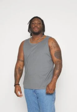 Pier One 3 Pack- Top - Black/Grey/Khaki 12 Pier One 3 Pack- Top - Black/Grey/Khaki -Pier One aab7a91da9394e9296071d4847204d2e