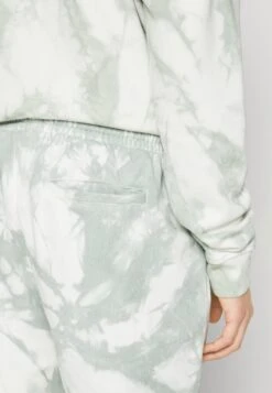 Pier One Shorts - Green 9 Pier One Shorts - Green -Pier One bbb1dcd533944ef5aa7e8fb222df3604