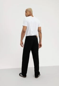 Pier One Relaxed Fit Jeans - Black Denim -Pier One bf404b2702f147db8268635cd2118982