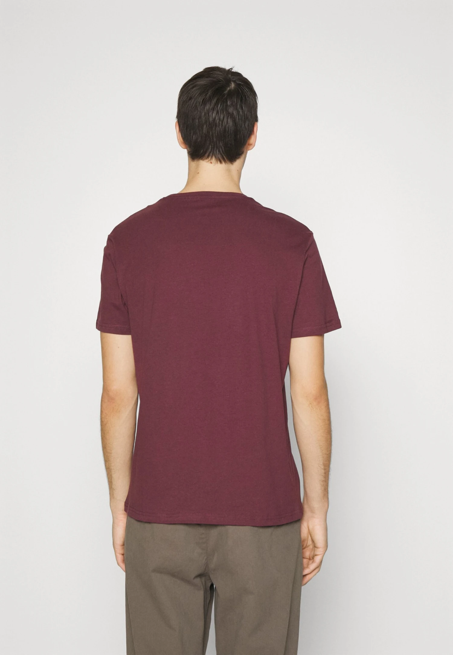 Pier One 5 Pack - T-Shirt Basic - Black/White/Dark Blue 3 Pier One 5 Pack - T-Shirt Basic - Black/White/Dark Blue - Afbeelding 3