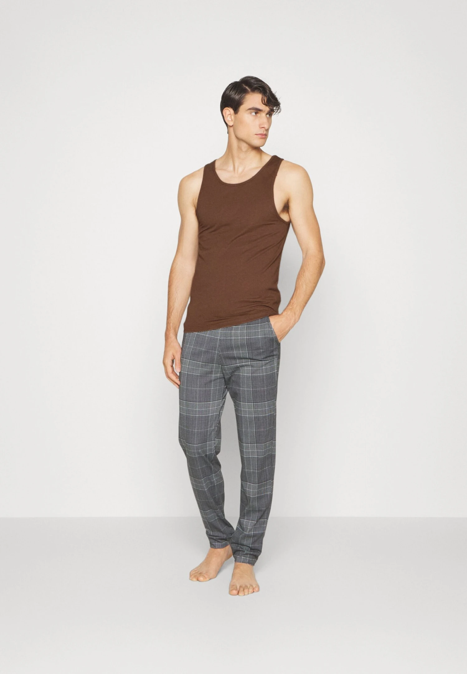 Pier One 3Pck Skin Tone Rib Vest- Hemd - Brown 2 Pier One 3Pck Skin Tone Rib Vest- Hemd - Brown - Afbeelding 2