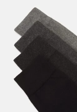 Pier One -Pier One ec527361c0cc45139dbac6f72d2081b8