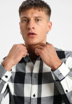 Pier One Overhemd - Black/White -Pier One f53db08a39734cb0a9045c08ab5cf6e6